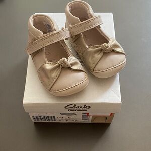 Clarks Gold and Cream Kids Dress Shoes